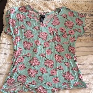 Rue21 Women's Floral Top - Mint and Pink